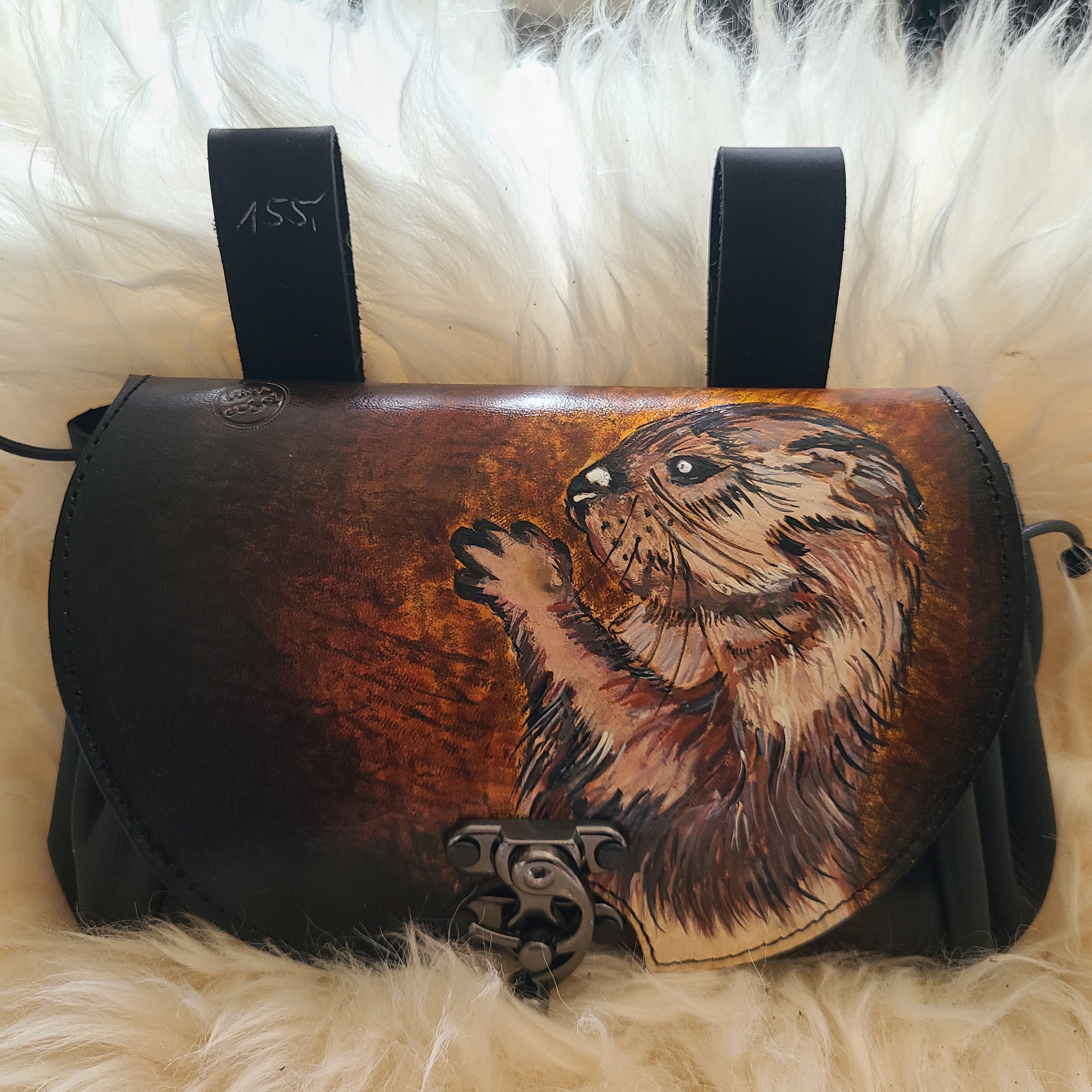 Exklusive Leder Gürteltasche mit Biber
