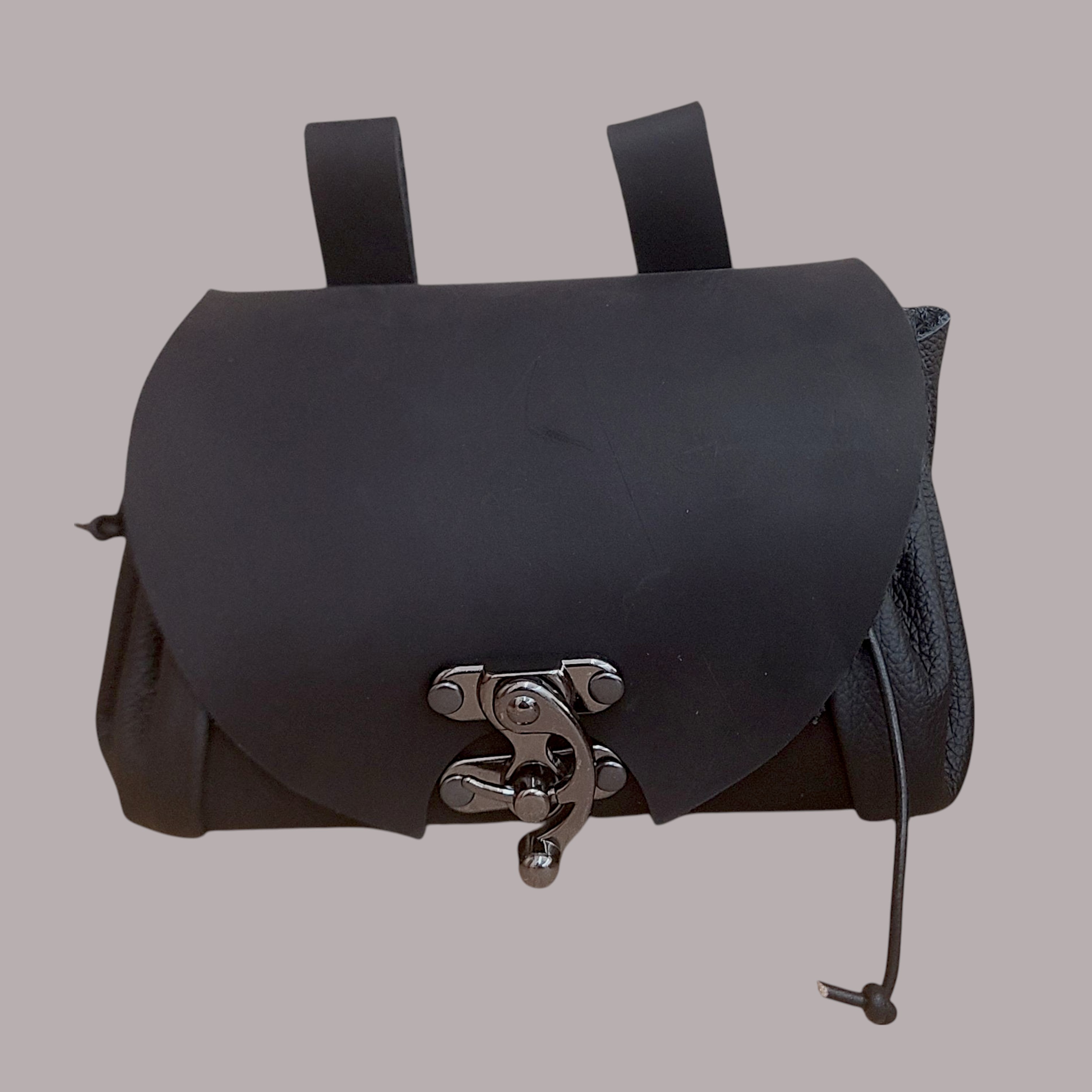 Leder Gürteltasche Tonder basic in schwarz